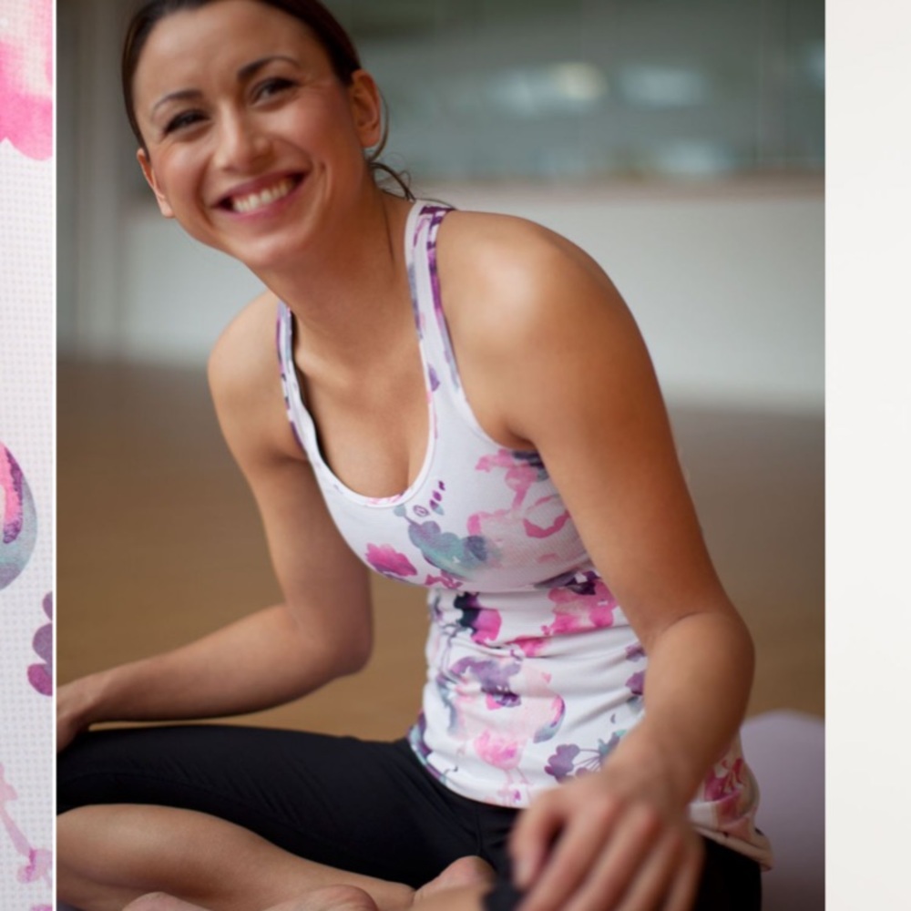 Lululemon Blurred Blossom CRB - Picture 11 of 12